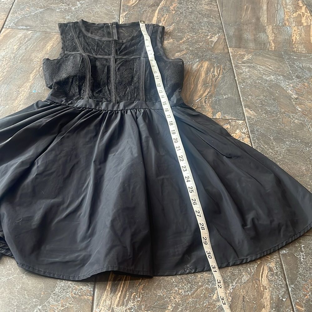 BCBGeneration, Black Party Dress Size 0 - Picture 10 of 14
